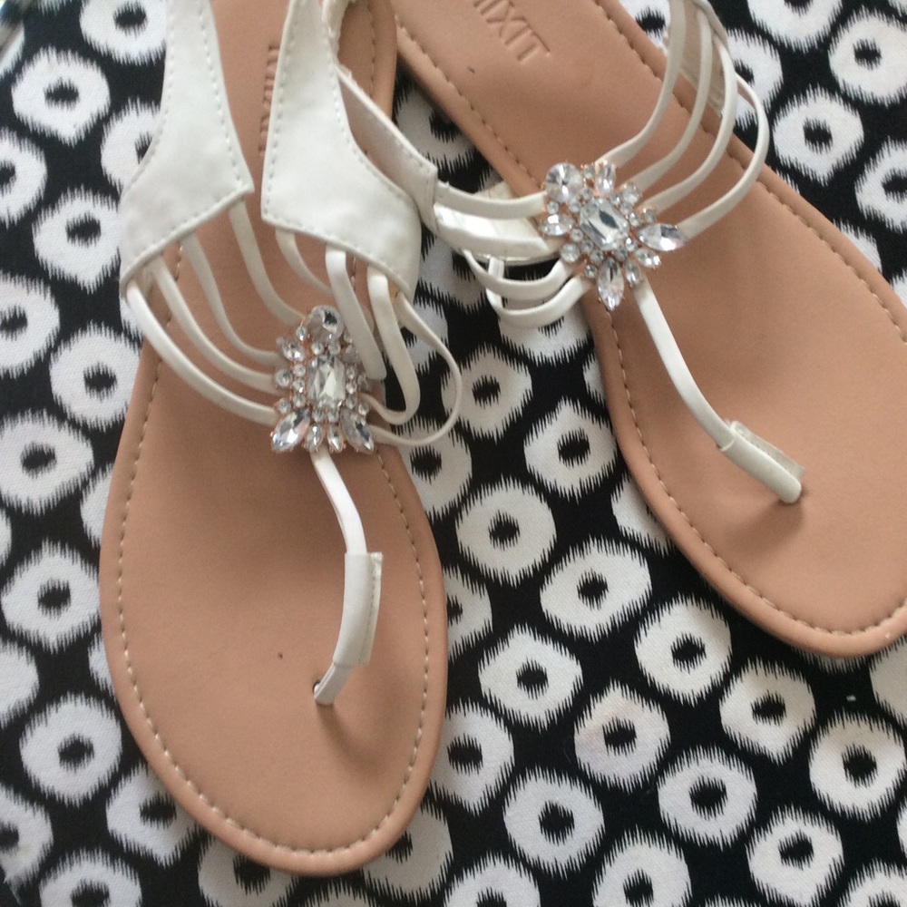 Women’s sandals
